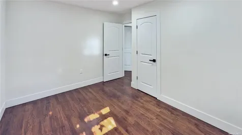 1280 Cambria Street Uniondale NY 11553