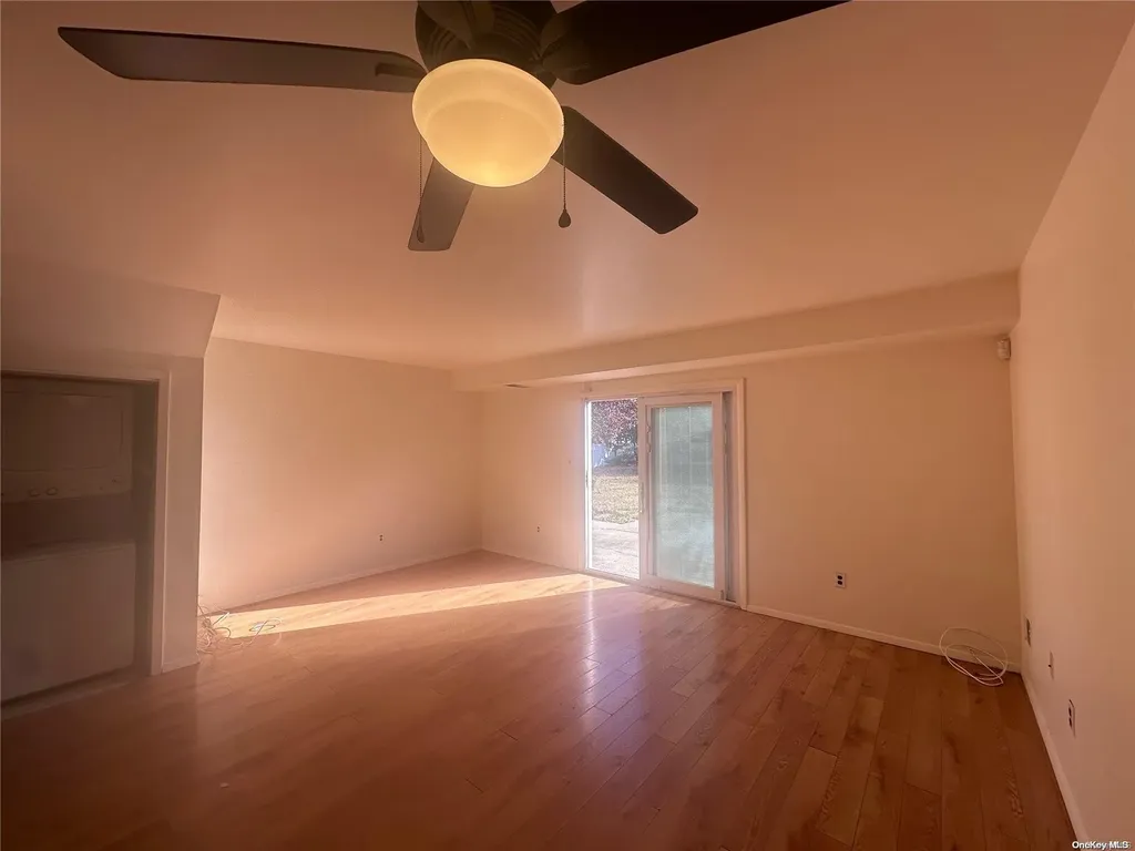 20 Trim Street Bay Shore NY 11706