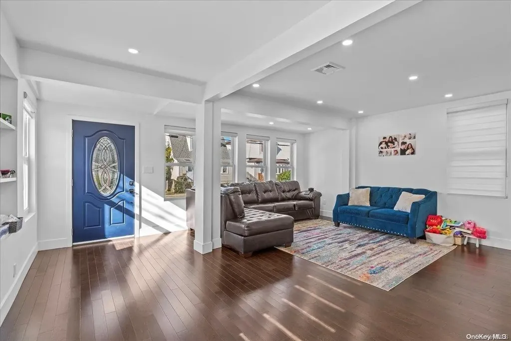 304 Clinton Avenue Cedarhurst NY 11516