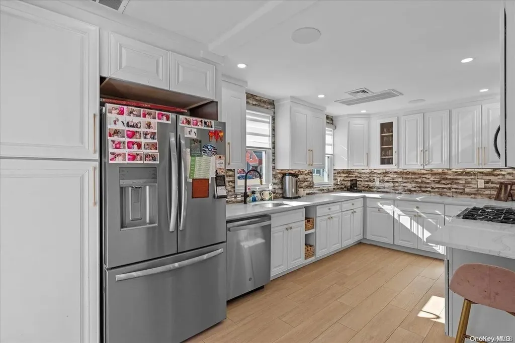 304 Clinton Avenue Cedarhurst NY 11516