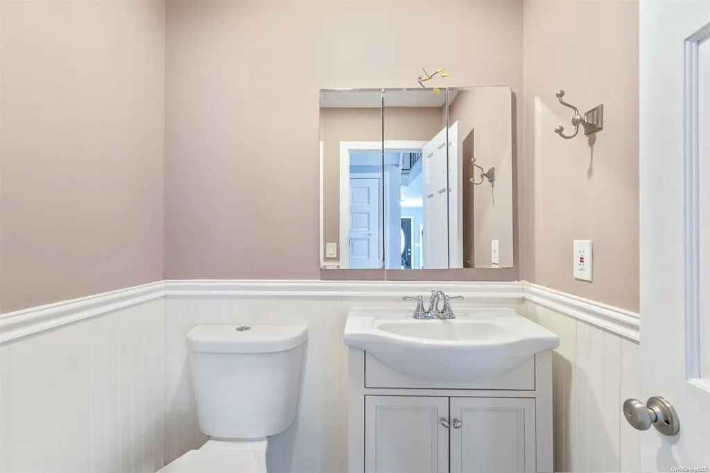 35 Lawrence Drive Nesconset NY 11767
