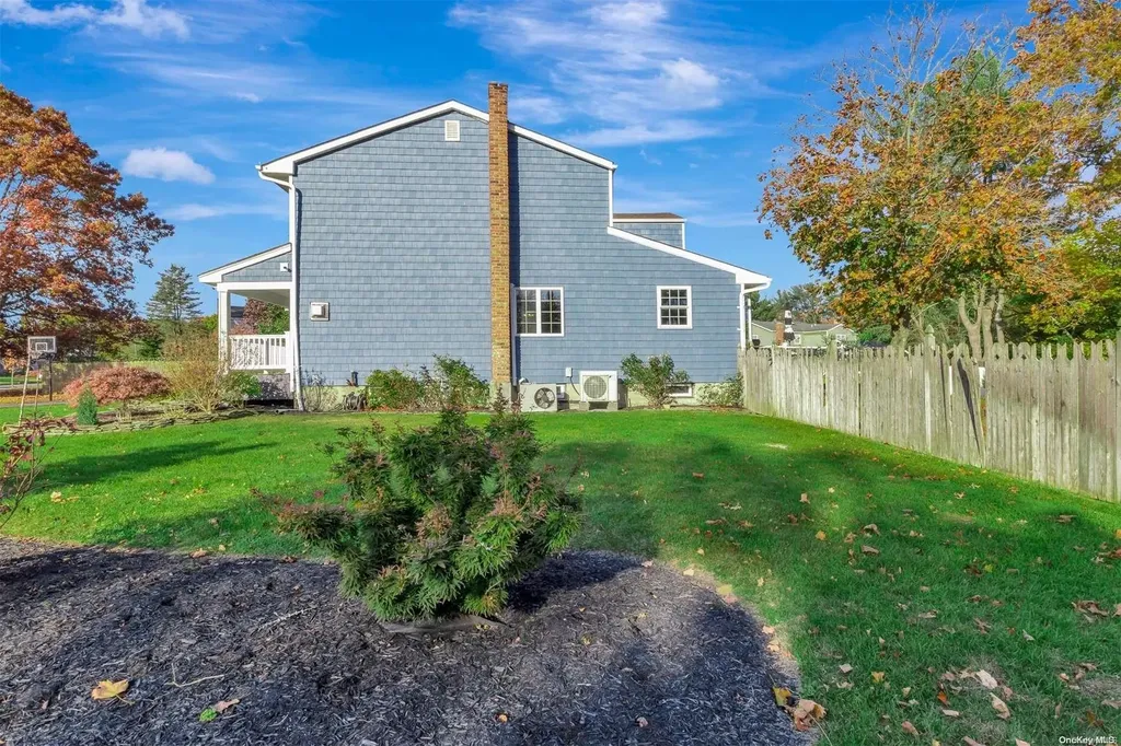 35 Lawrence Drive Nesconset NY 11767