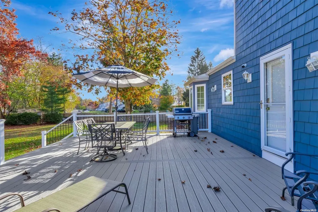 35 Lawrence Drive Nesconset NY 11767
