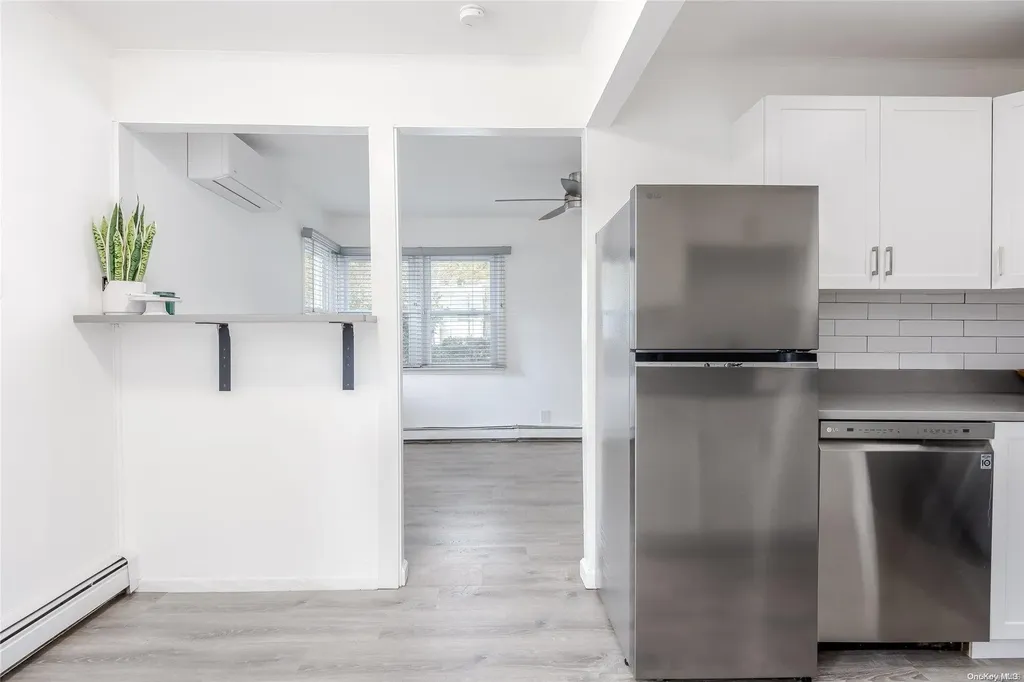 8 Laurel Road Rocky Point NY 11778