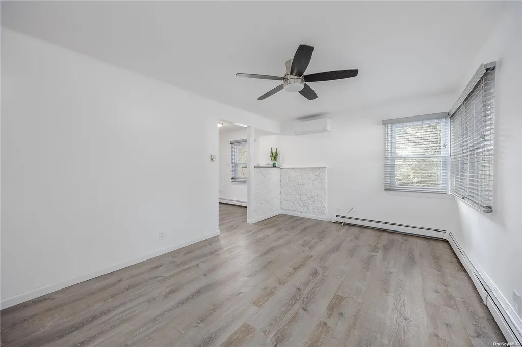 8 Laurel Road Rocky Point NY 11778