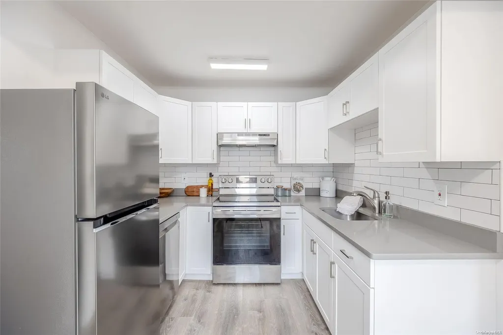 8 Laurel Road Rocky Point NY 11778