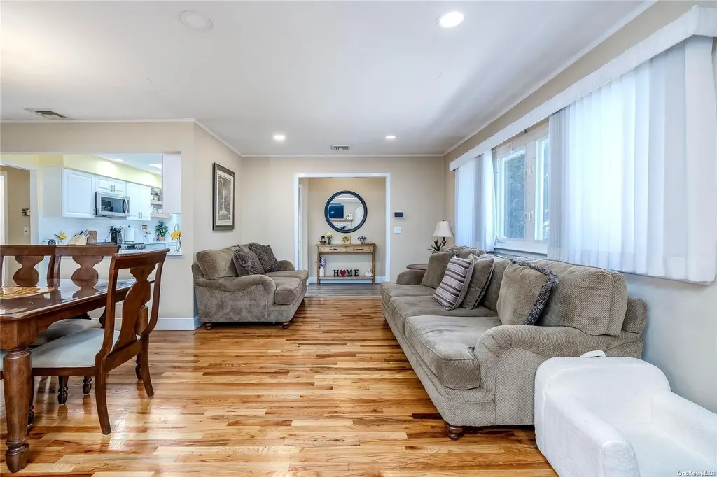 17 Sims Street Patchogue NY 11772