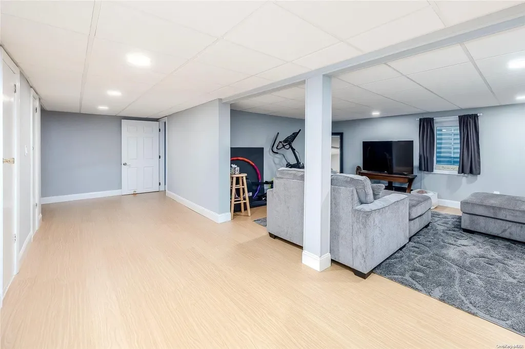 17 Sims Street Patchogue NY 11772