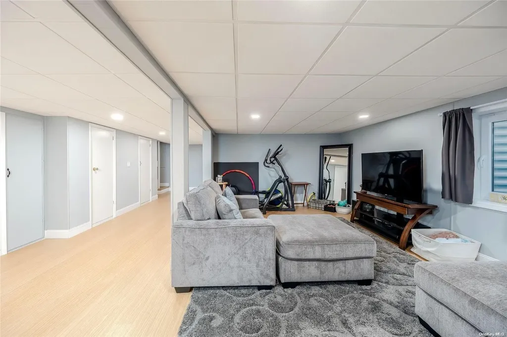 17 Sims Street Patchogue NY 11772