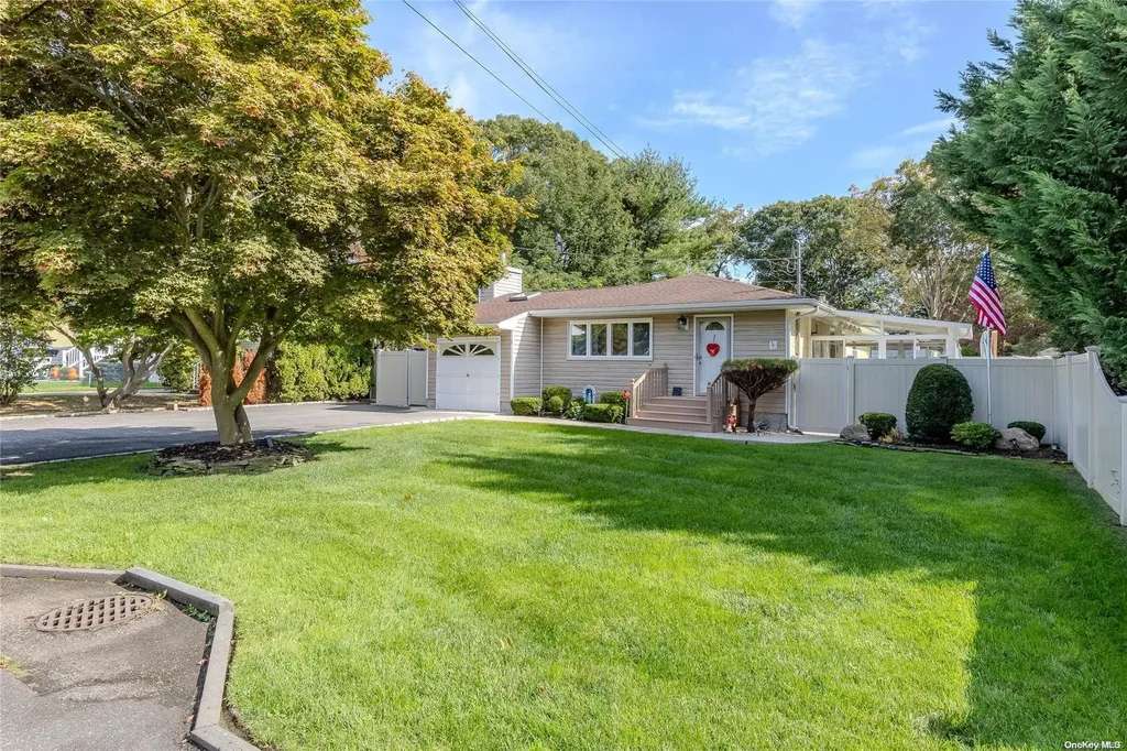 17 Sims Street Patchogue NY 11772