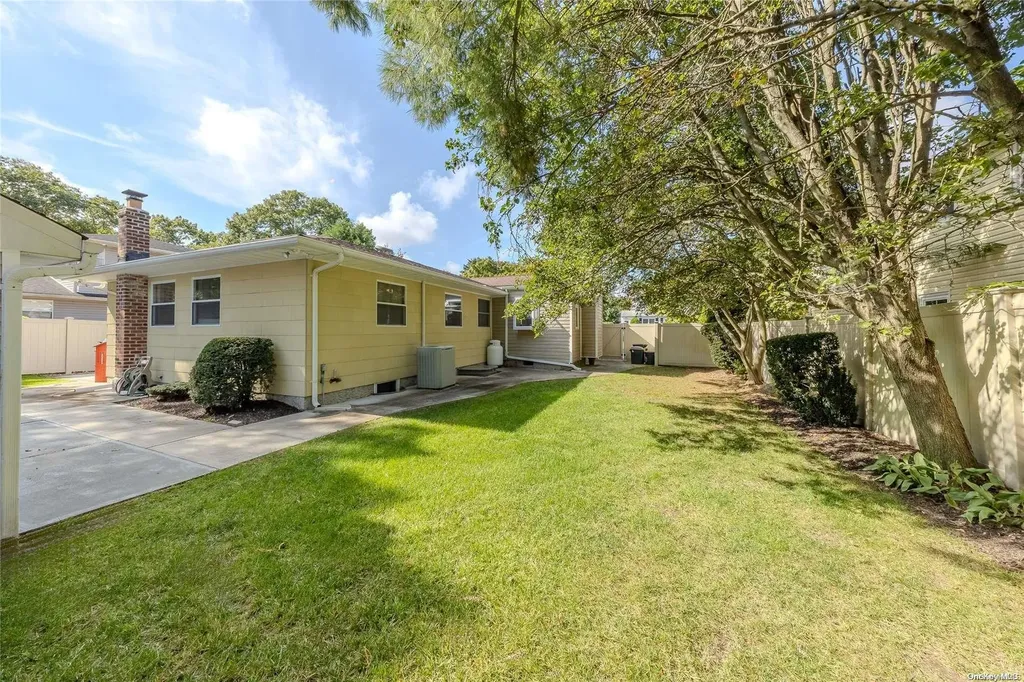 17 Sims Street Patchogue NY 11772