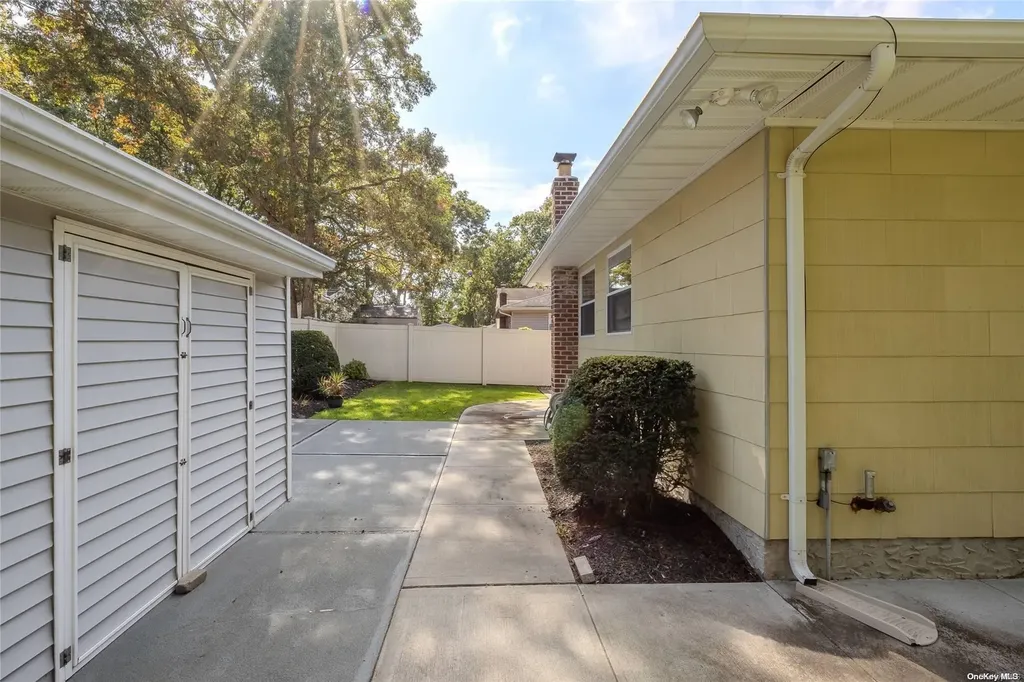17 Sims Street Patchogue NY 11772