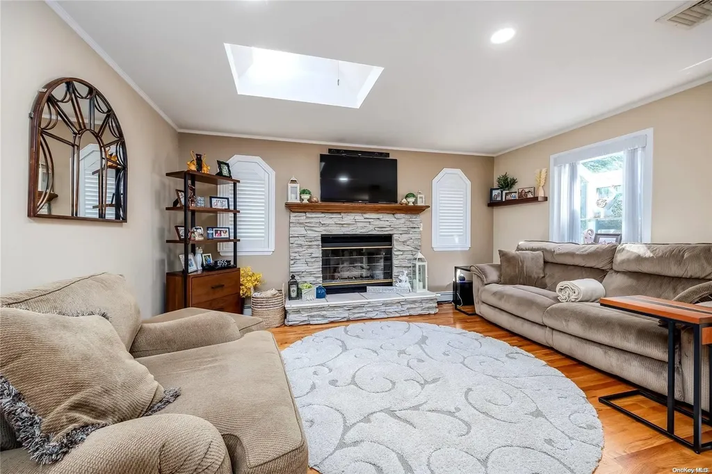 17 Sims Street Patchogue NY 11772