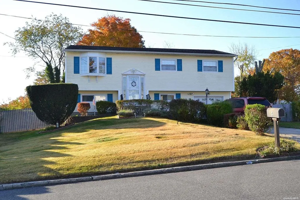 4 Impala Drive Centereach NY 11720