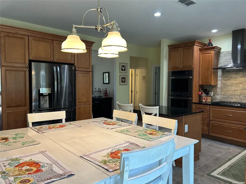 74 Gerard Road Yaphank NY 11980