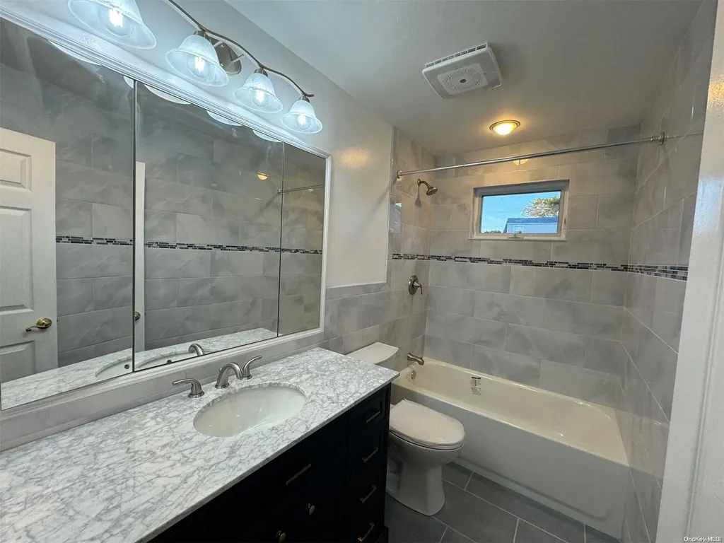 64 Nassau Avenue Plainview NY 11803