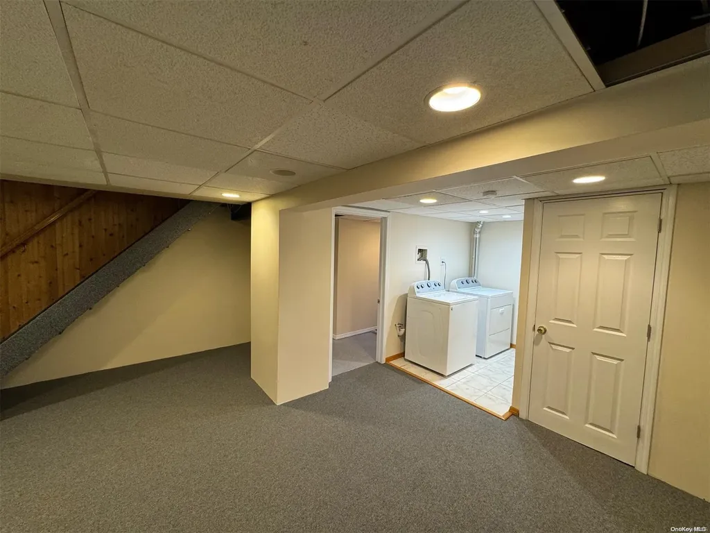 64 Nassau Avenue Plainview NY 11803