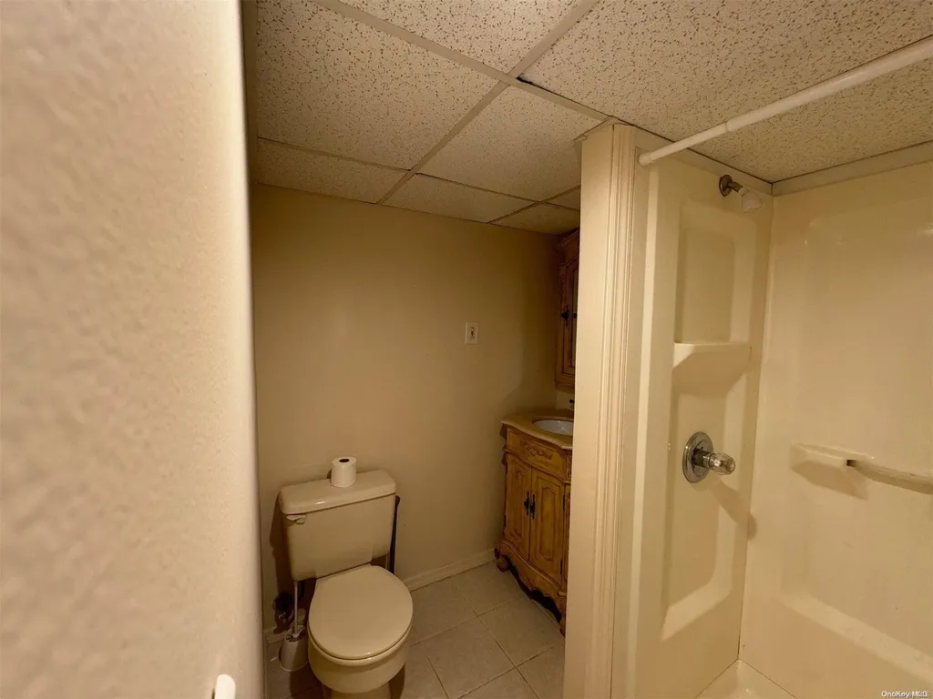 64 Nassau Avenue Plainview NY 11803