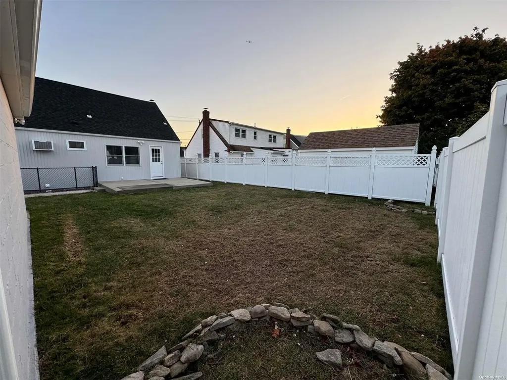 64 Nassau Avenue Plainview NY 11803