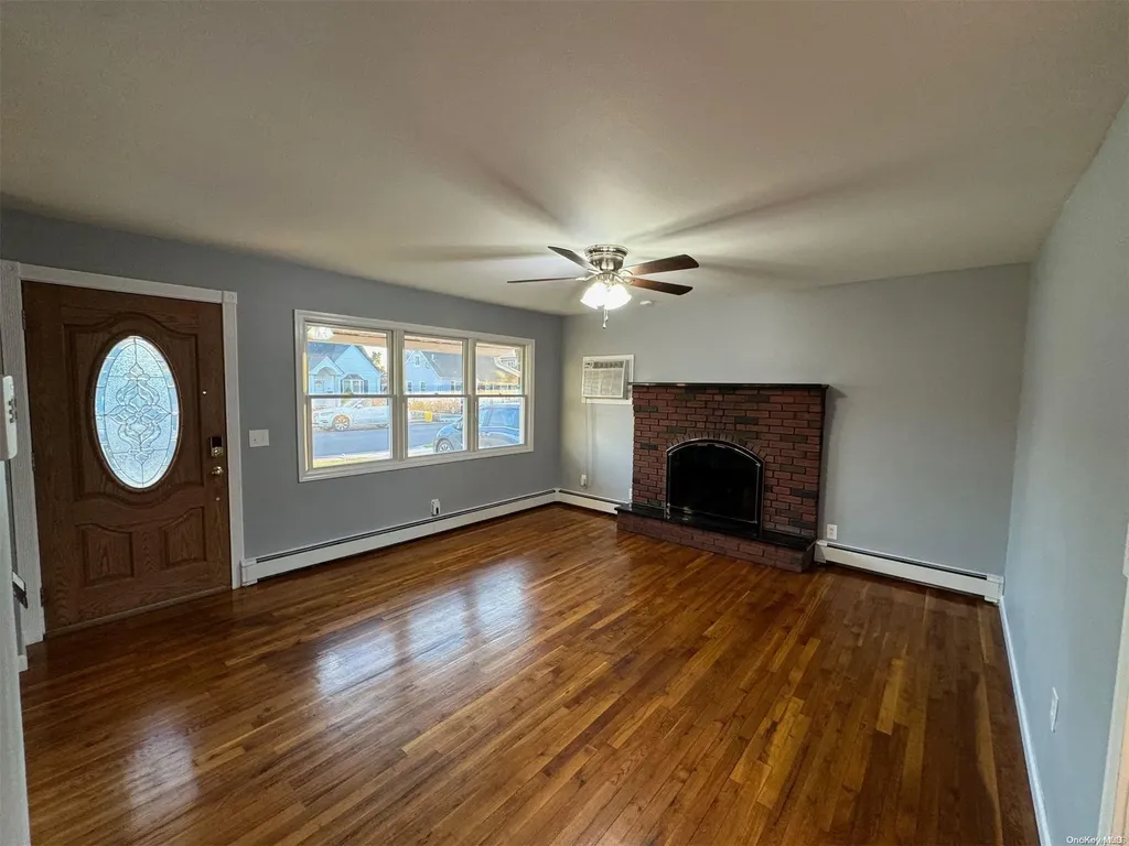 64 Nassau Avenue Plainview NY 11803