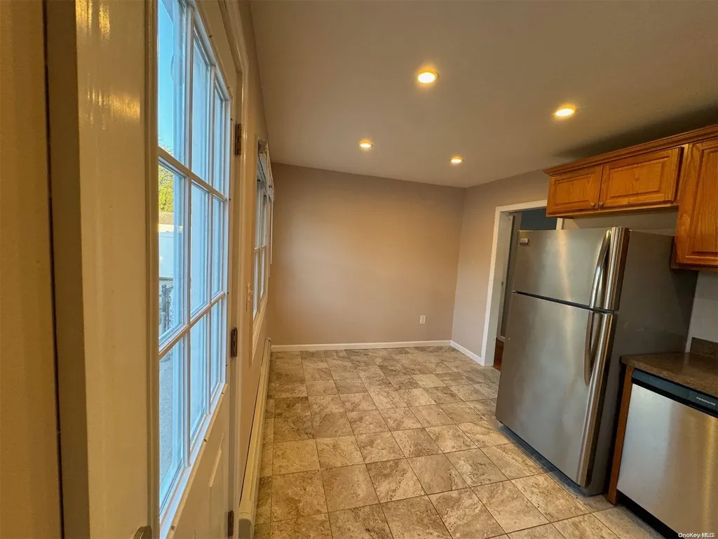64 Nassau Avenue Plainview NY 11803