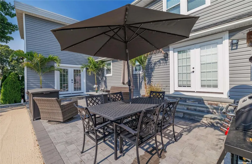 645 Hawkins Boulevard Copiague NY 11726