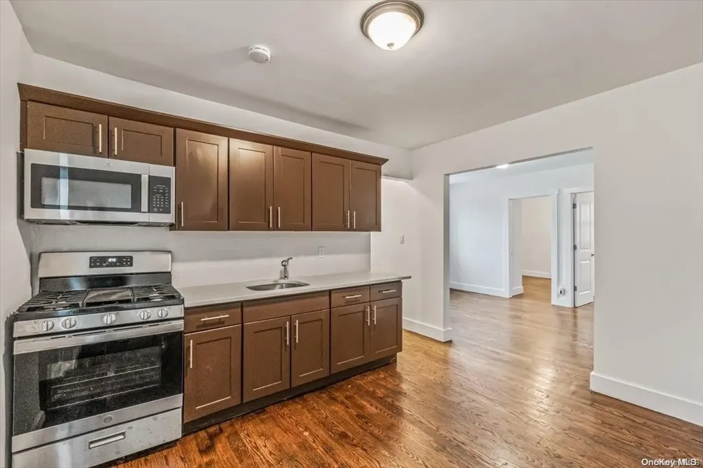 1059 Vincent Avenue Bronx NY 10465
