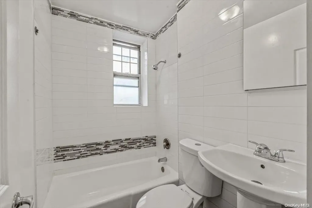 1059 Vincent Avenue Bronx NY 10465