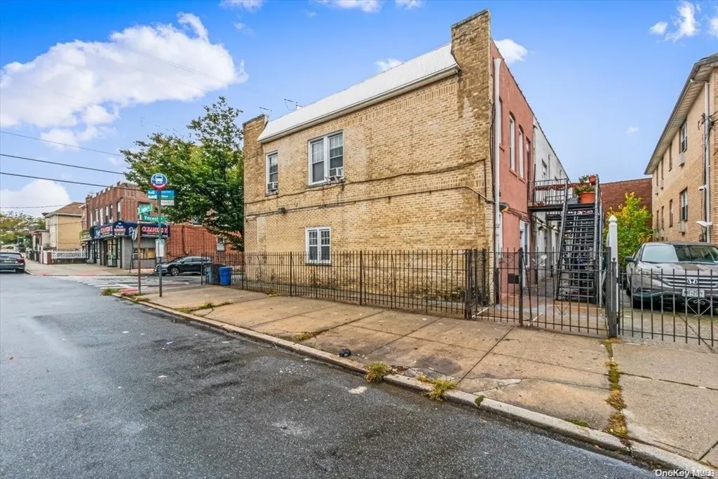 1059 Vincent Avenue Bronx NY 10465