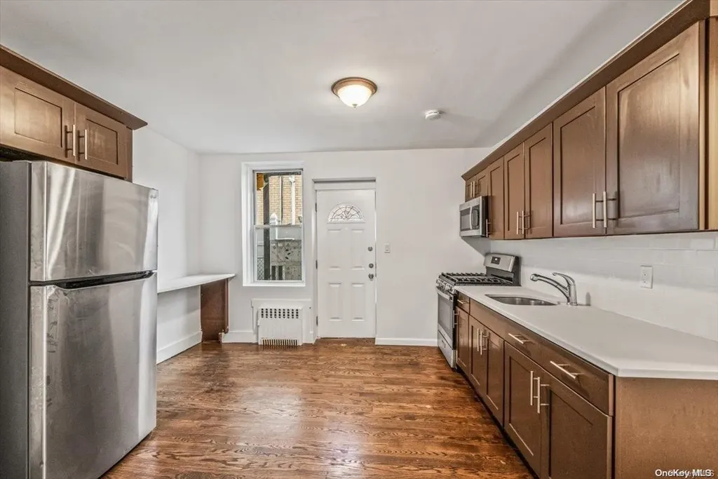 1059 Vincent Avenue Bronx NY 10465