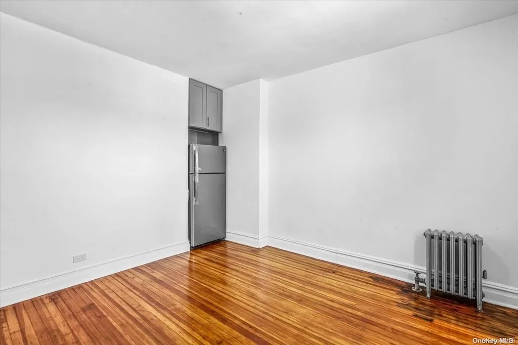 1059 Vincent Avenue Bronx NY 10465