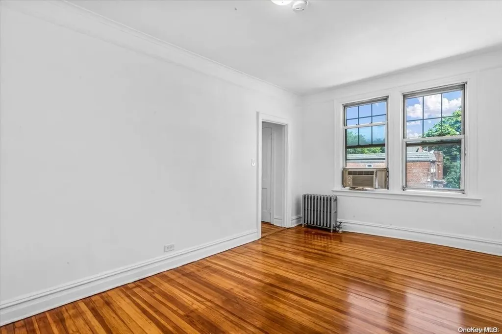 1059 Vincent Avenue Bronx NY 10465