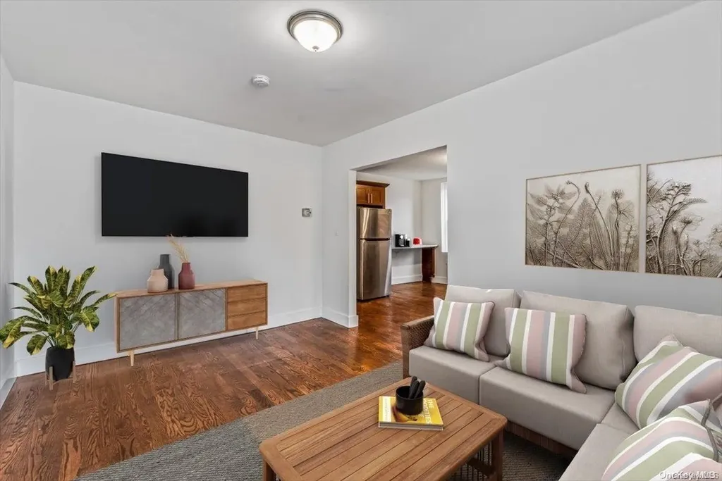 1059 Vincent Avenue Bronx NY 10465