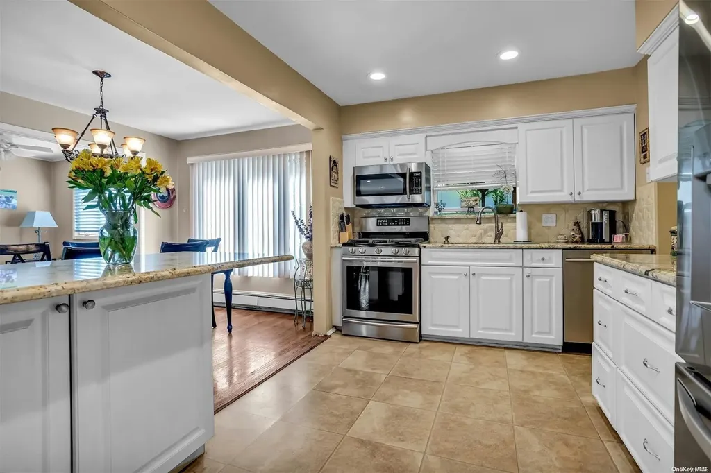 24 W Lane Drive Plainview NY 11803