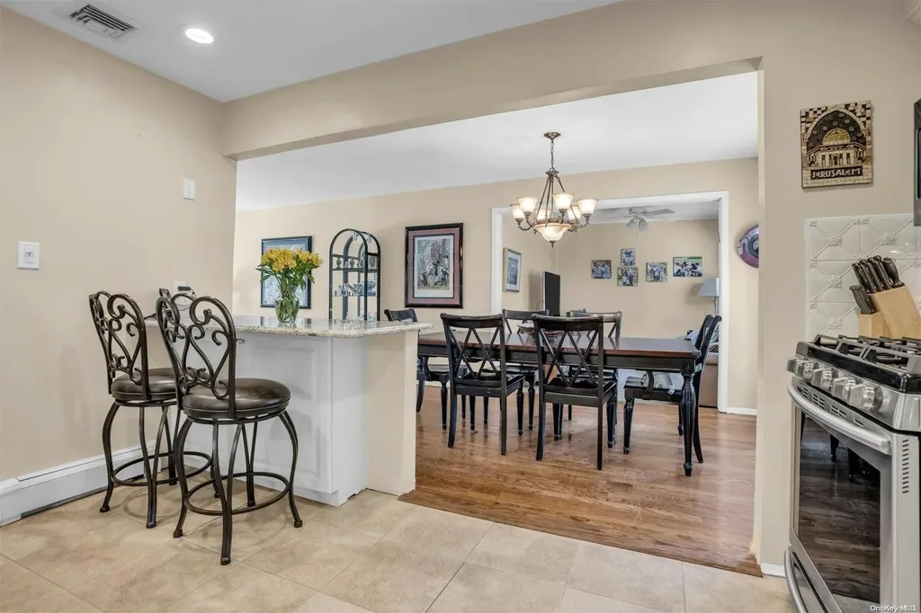 24 W Lane Drive Plainview NY 11803