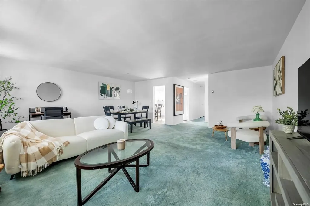 13-25 Estates Lane Bayside NY 11360