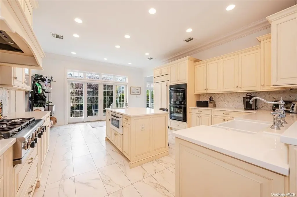 51 Kings Avenue Atlantic Beach NY 11509