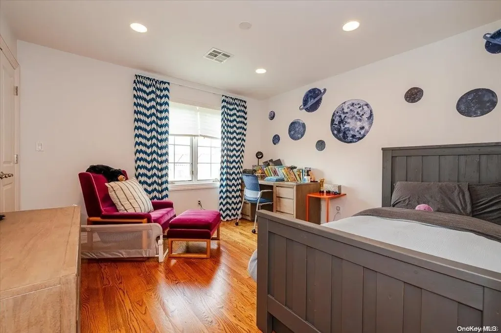 51 Kings Avenue Atlantic Beach NY 11509