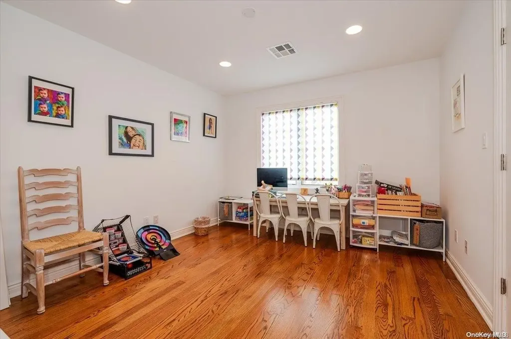 51 Kings Avenue Atlantic Beach NY 11509