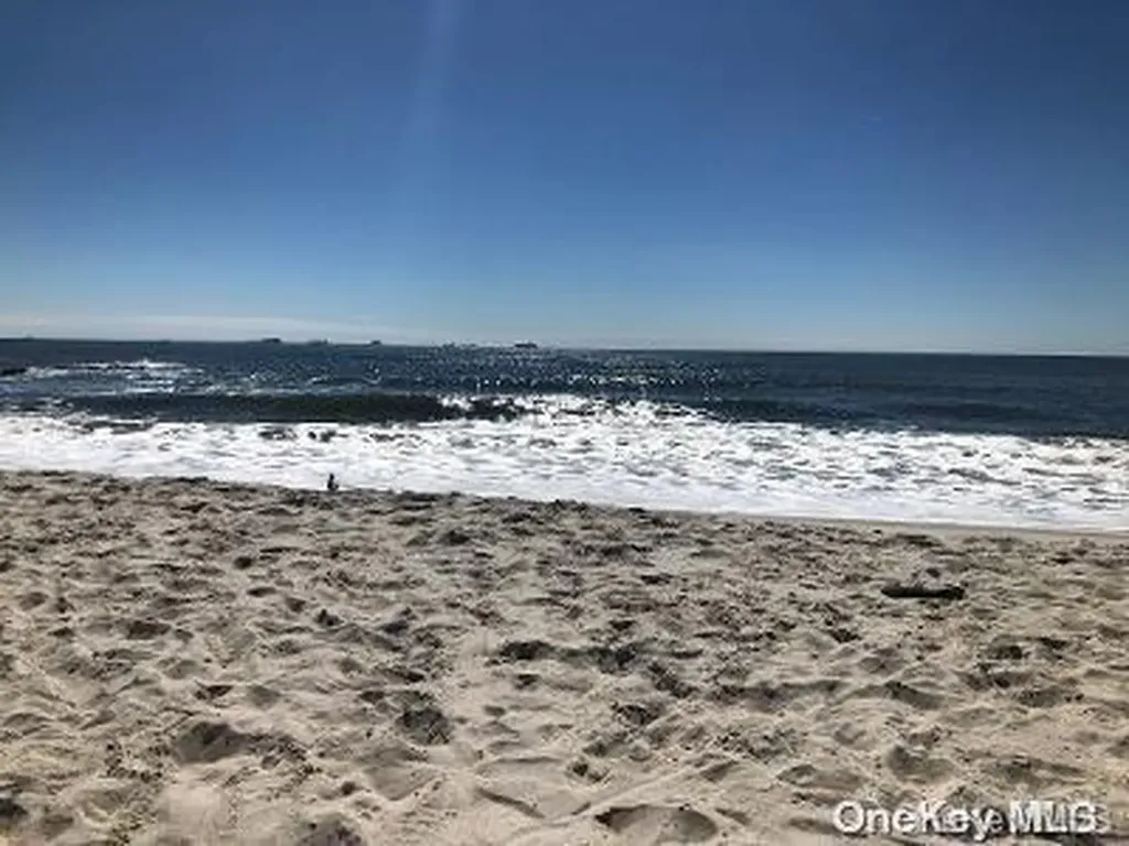 51 Kings Avenue Atlantic Beach NY 11509