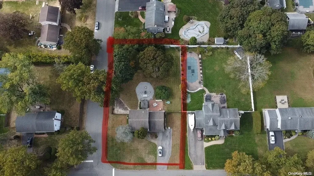 35 Sarina Drive Commack NY 11725