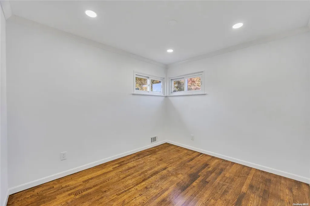 1070 Ocean Avenue Bay Shore NY 11706