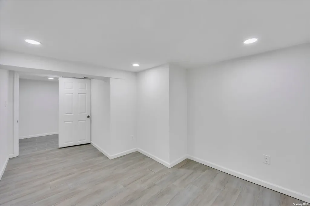 1070 Ocean Avenue Bay Shore NY 11706