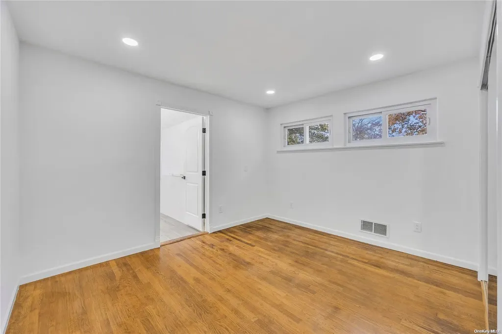 1070 Ocean Avenue Bay Shore NY 11706