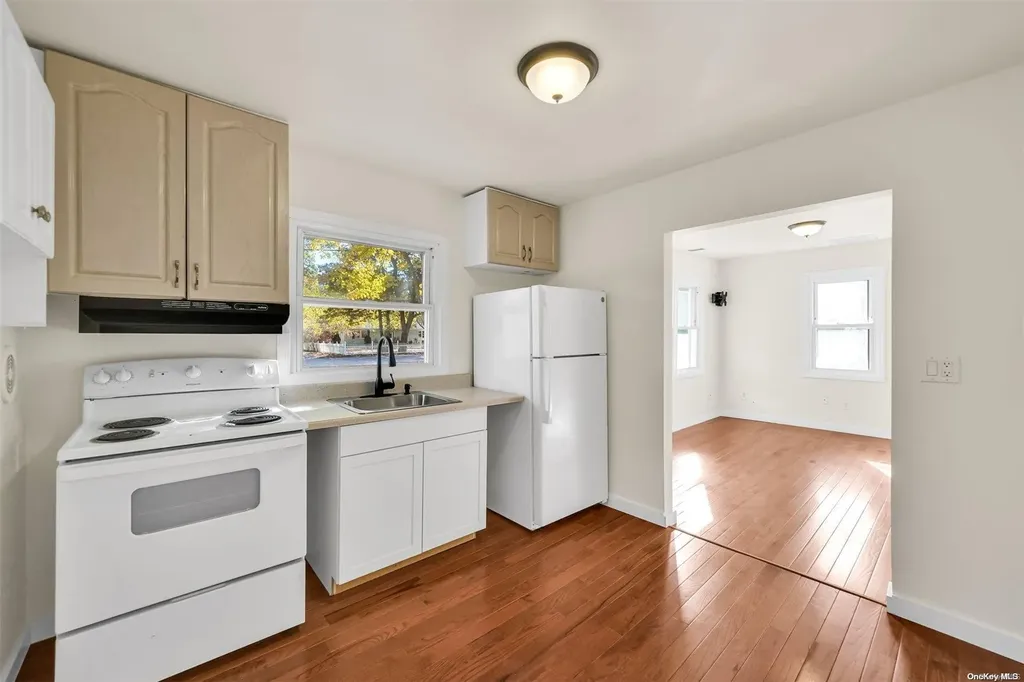 38 Broadway Shirley NY 11967
