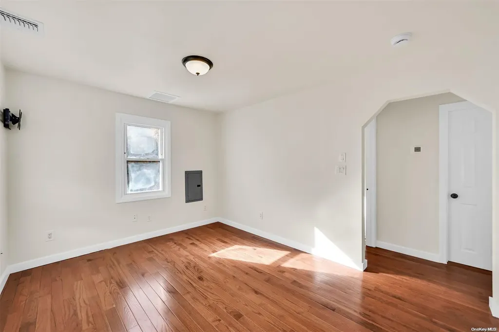 38 Broadway Shirley NY 11967