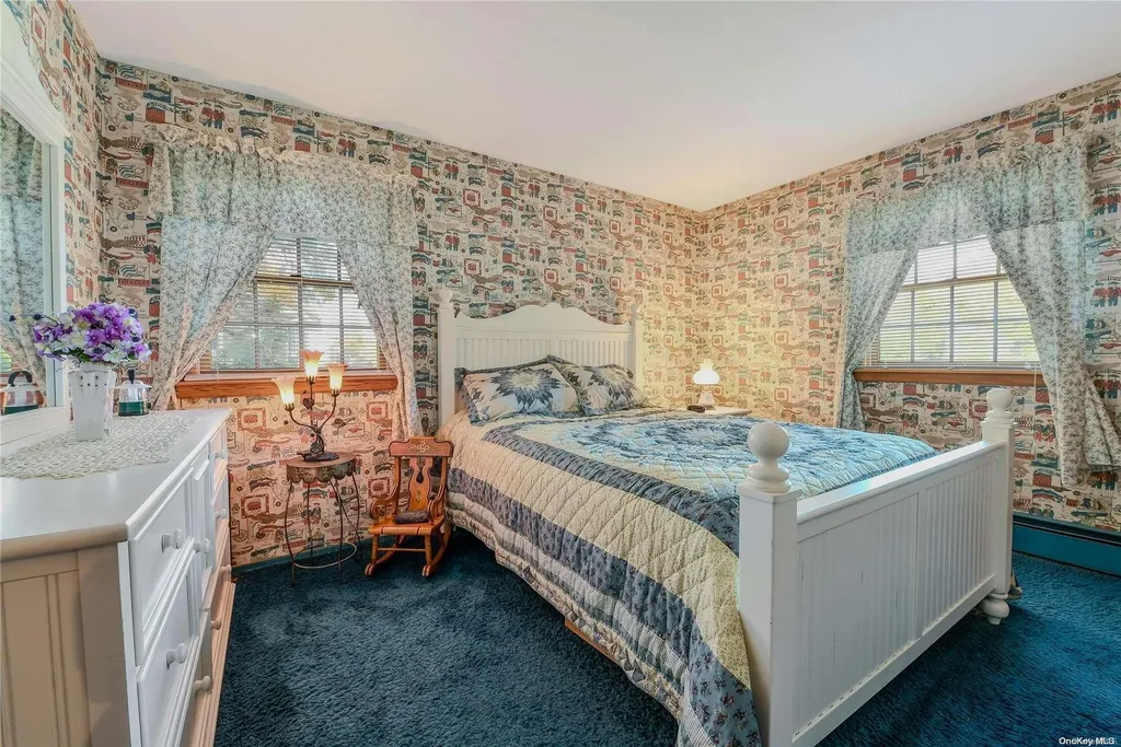 18 Kingfisher Drive Smithtown NY 11787