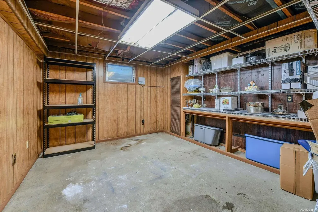 18 Kingfisher Drive Smithtown NY 11787