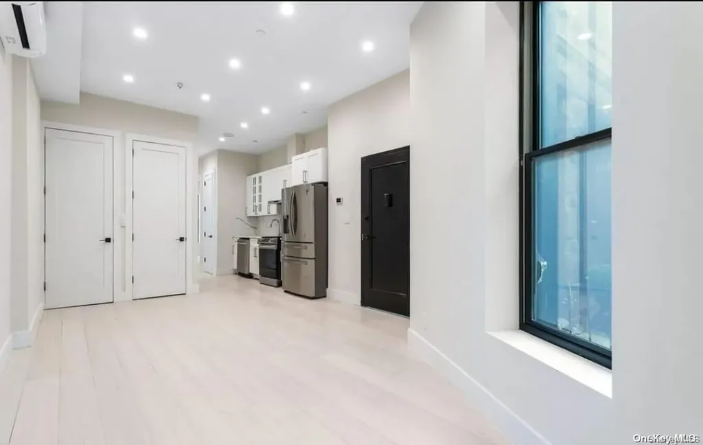 370 Marion Street Brooklyn NY 11233