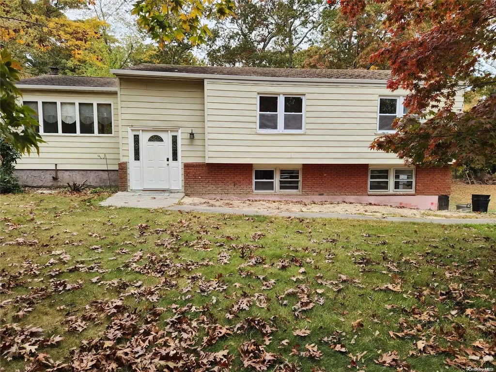 4 Norman Drive Shoreham NY 11786